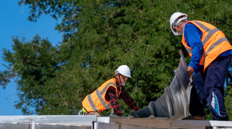 Professional metal roof repair in Oakland, RI